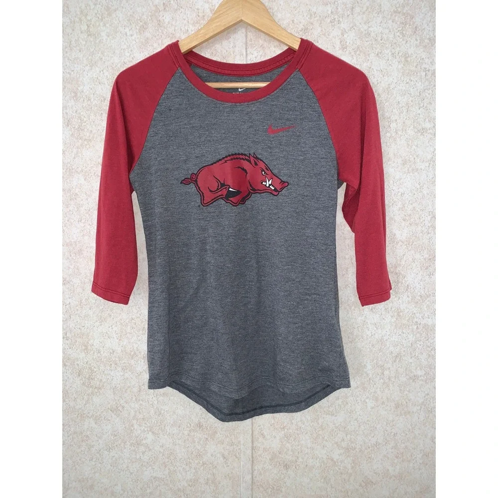 Nike Arkansas Razorbacks Dri-FIT 3/4‎ Sleeve Raglan Shirt Grey Red Womens XS